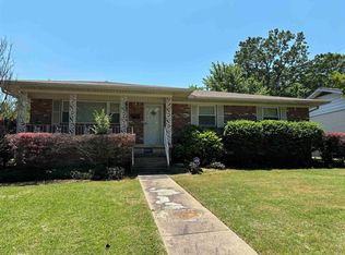 9001 Penrose Ln, Little Rock, AR 72205