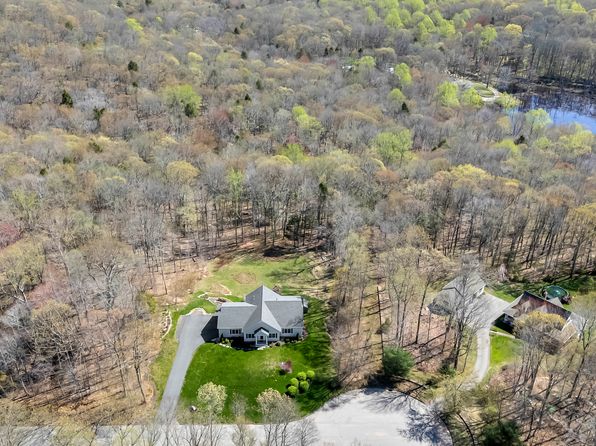 19 Ridge Rd, East Haddam, CT 06423