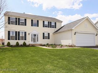 6303 Shannon Dr, McHenry, IL 60050