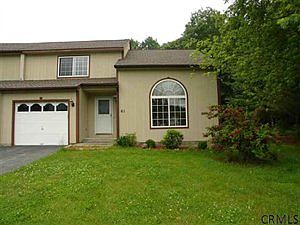 1st image of 61 Glenbrook Ct