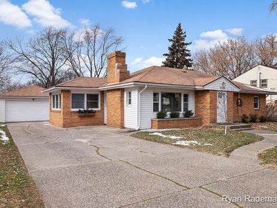 3535 Poinsettia Ave SE, Grand Rapids, MI, 49508