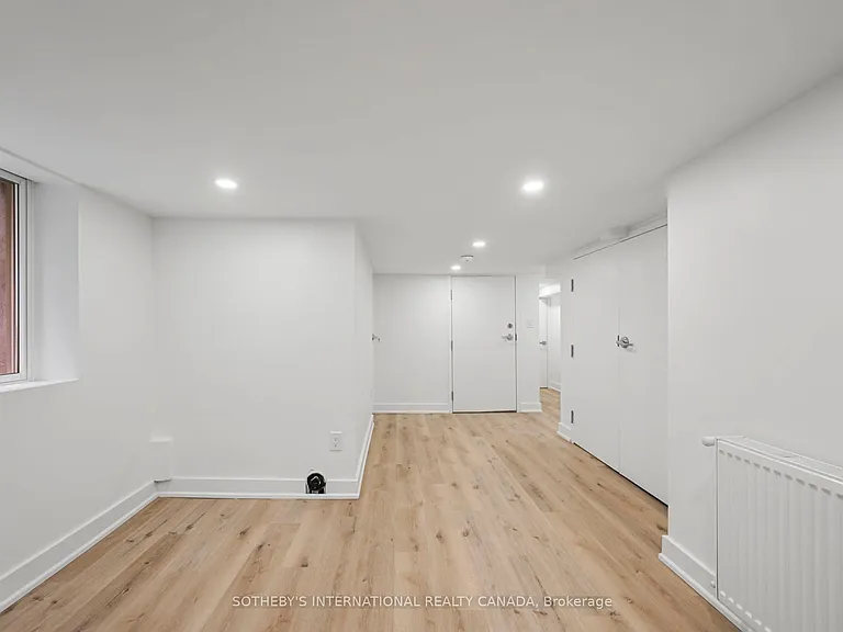 28 Strathgowan Ave #BSMNT — Photo 30
