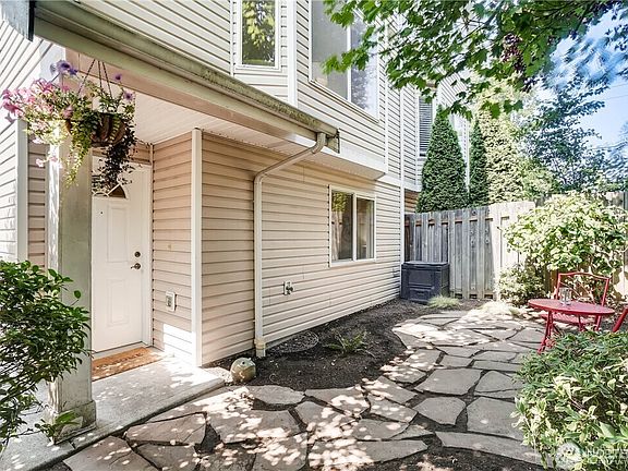 2nd image of 1417 N 97th Street