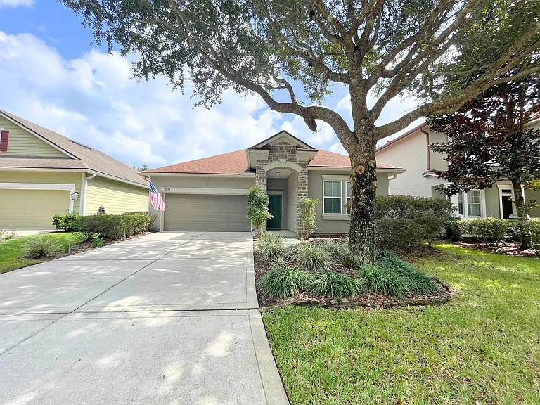 12173 Hatherden Ct — Photo 1