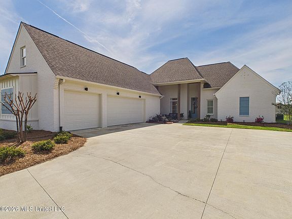 2nd image of 103 Victory Ln