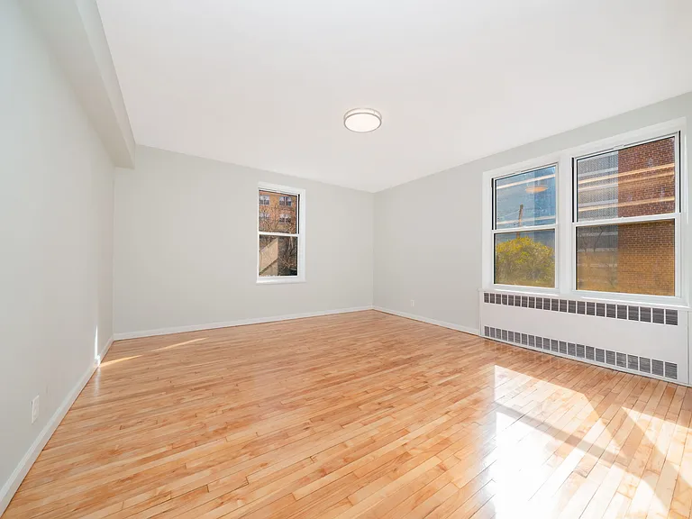 500 Kappock St #2L — Photo 3