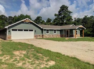 16766 Whippoorwill Rd, Navasota, TX 77868