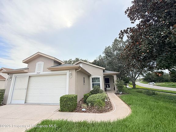 2nd image of 265 Center Oak Cir