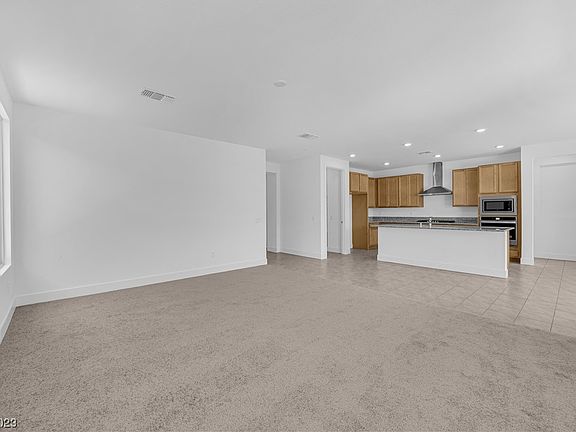 4th image of 2113 Dalewood Ave