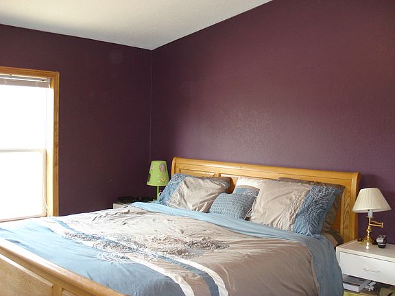 3rd image of 21889 190th St