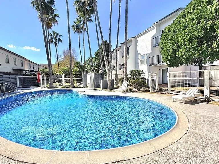 322 McFadden Dr #14 — Photo 37