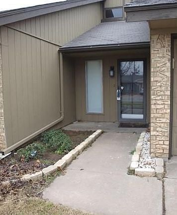 5th image of 1702 NW 76th St