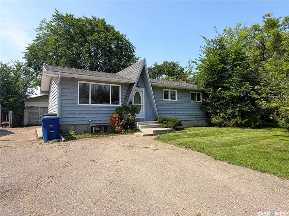 7 Dunfield Crescent, Meadow Lake, SK S9X 1E6
