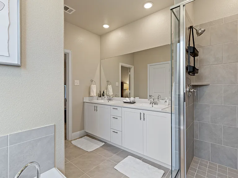 950 Waterview Dr — Photo 18