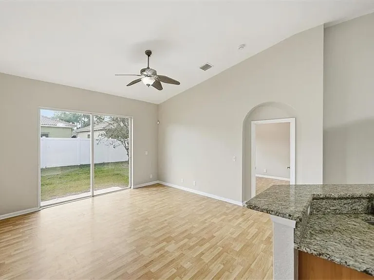 6217 Spring Lake Ter — Photo 11