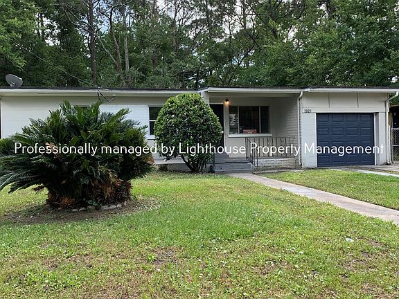 2nd image of 2820 Begonia Rd