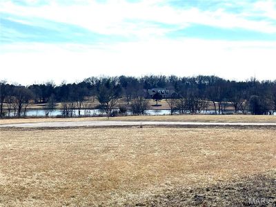 1 Grand Lake Cir, Lebanon, MO, 65536