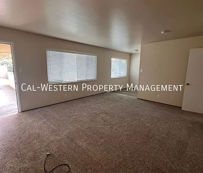 3056 Van Sansul Ave #8 — Photo 6