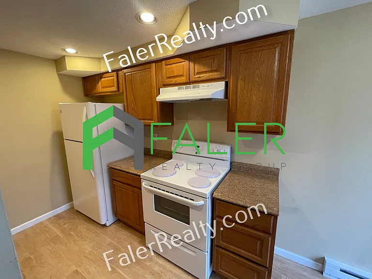 5351 Dunmore Dr — Photo 7