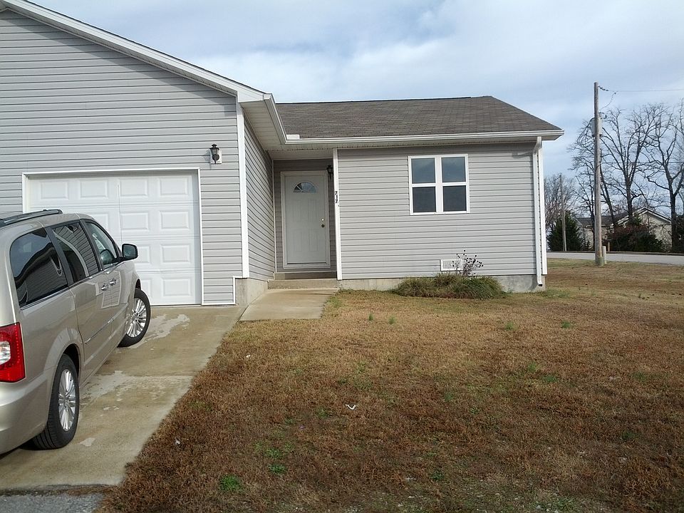 719 S. Howell #1, West Plains, MO 65775