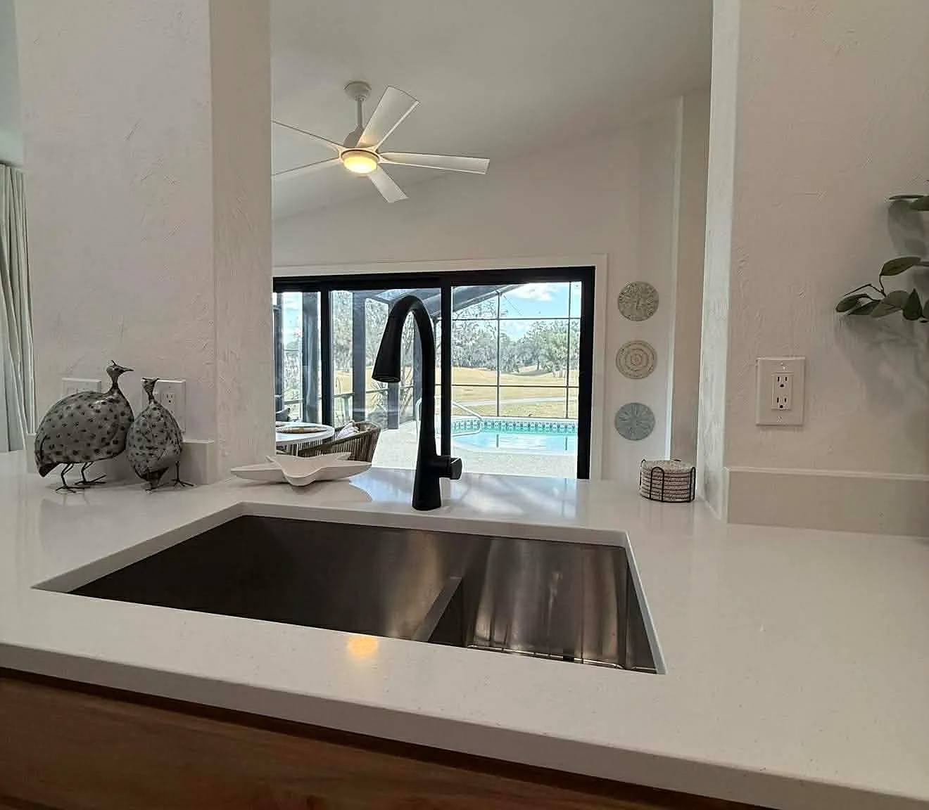 3 bed, 1500 sqft, $2,750 — Photo 3