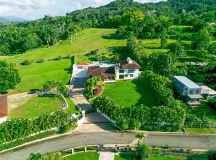 43-44 Calle E, Guaynabo, PR 00969