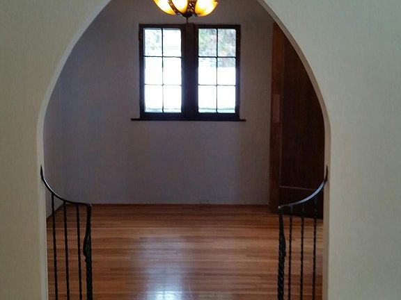 Dining Room entry