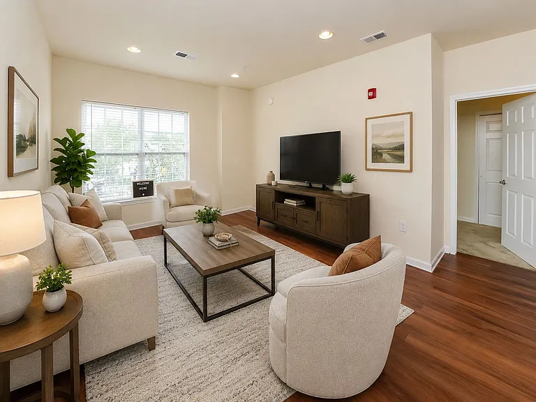 Cranford Crossing Apartment Homes — Photo 7