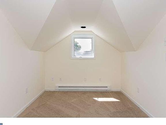 3rd image of 4 Glenside Ave
