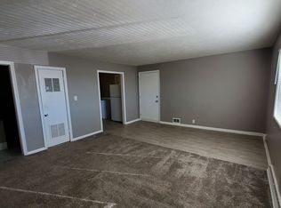 438 W Cornhusker Hwy APT 1, Lincoln, NE 68521
