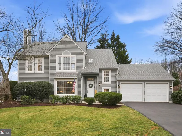 6112 Sandstone Ct, Clifton, VA 20124
