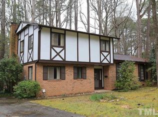 610 W Cornwall Rd, Cary, NC 27511