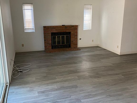 3rd image of 13398 Entreken Ave