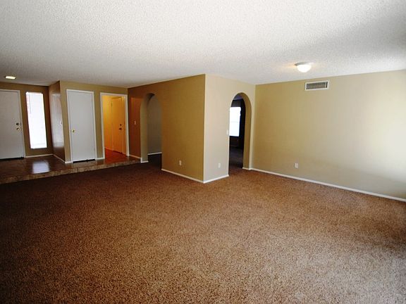 3rd image of 8001 W Aster Dr