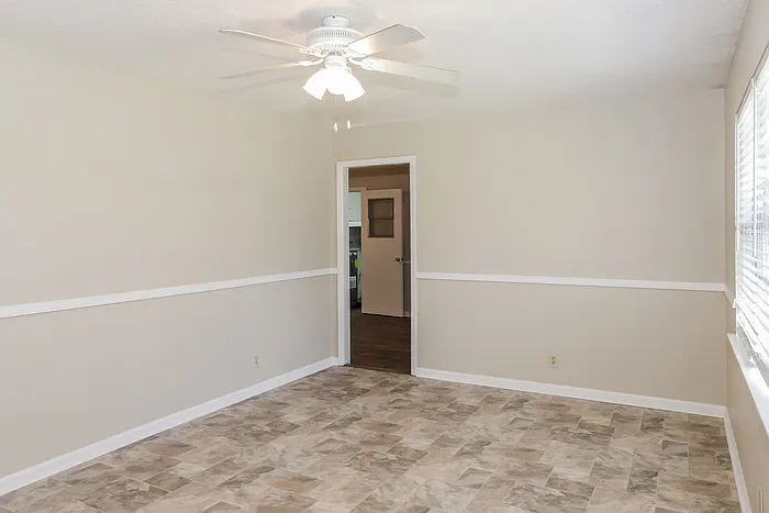 5041 Kyle Ln NW — Photo 3