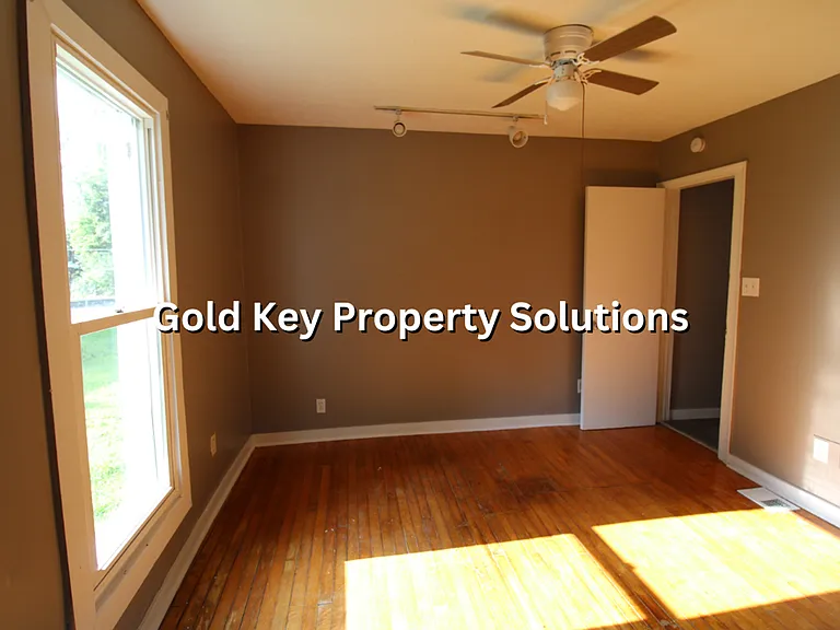706 University Blvd — Photo 12
