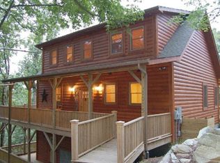 1015 Devils Lake Dr, Banner Elk, NC 28604