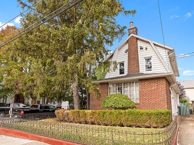 2401 Avenue, Brooklyn, NY, 11229