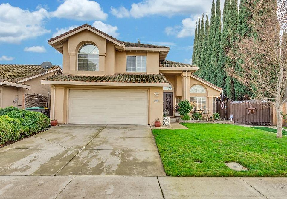 1st image of 710 Villanueva Ct