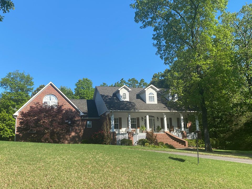 1st image of 140 Woodland Dr