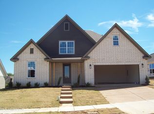7262 Ravens Ln, Olive Branch, MS 38654