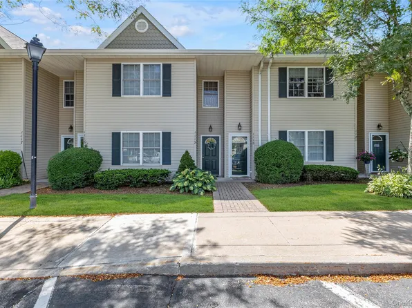 1118 Savoy Drive, Melville, NY 11747