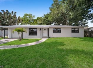 2085 E Tobago Cir, Fort Myers, FL 33905