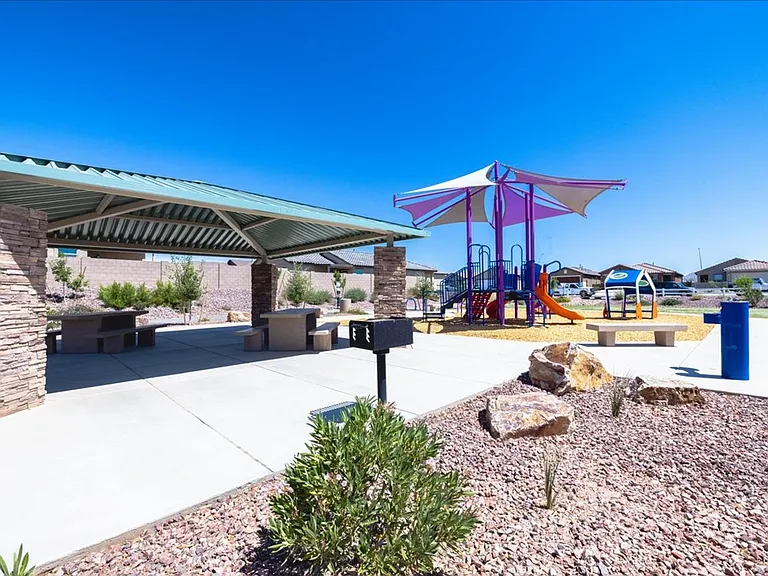 10560 W Waveland Dr — Photo 22