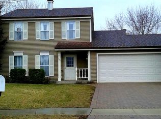 921 Pinebrook Dr, Lombard, IL 60148