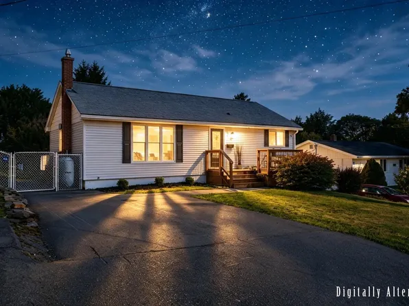 24 Gander Ave, Lake Loon, NS B2W 3W4