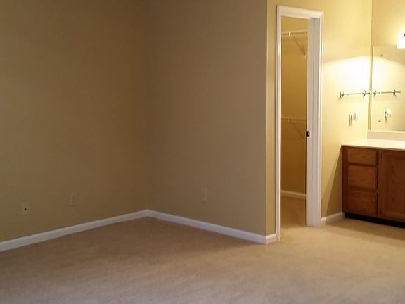 5th image of 8660 Denmark St