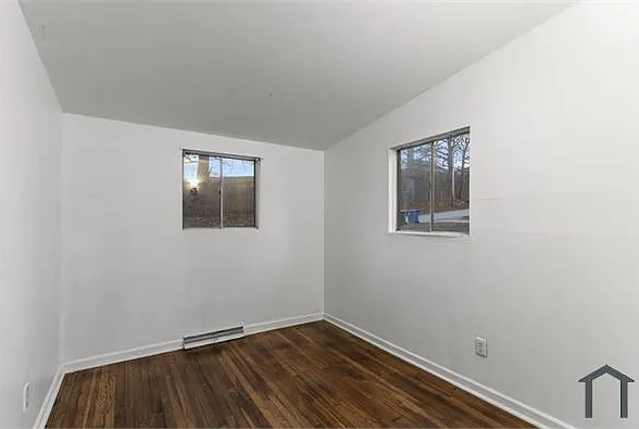 801 Thomas Ave — Photo 9
