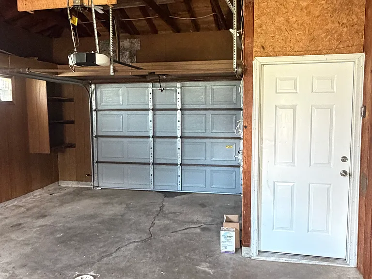 3071 N Eastman Rd — Photo 5