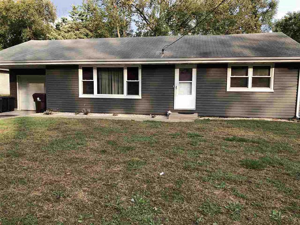 1st image of 2822 N Easton Pl